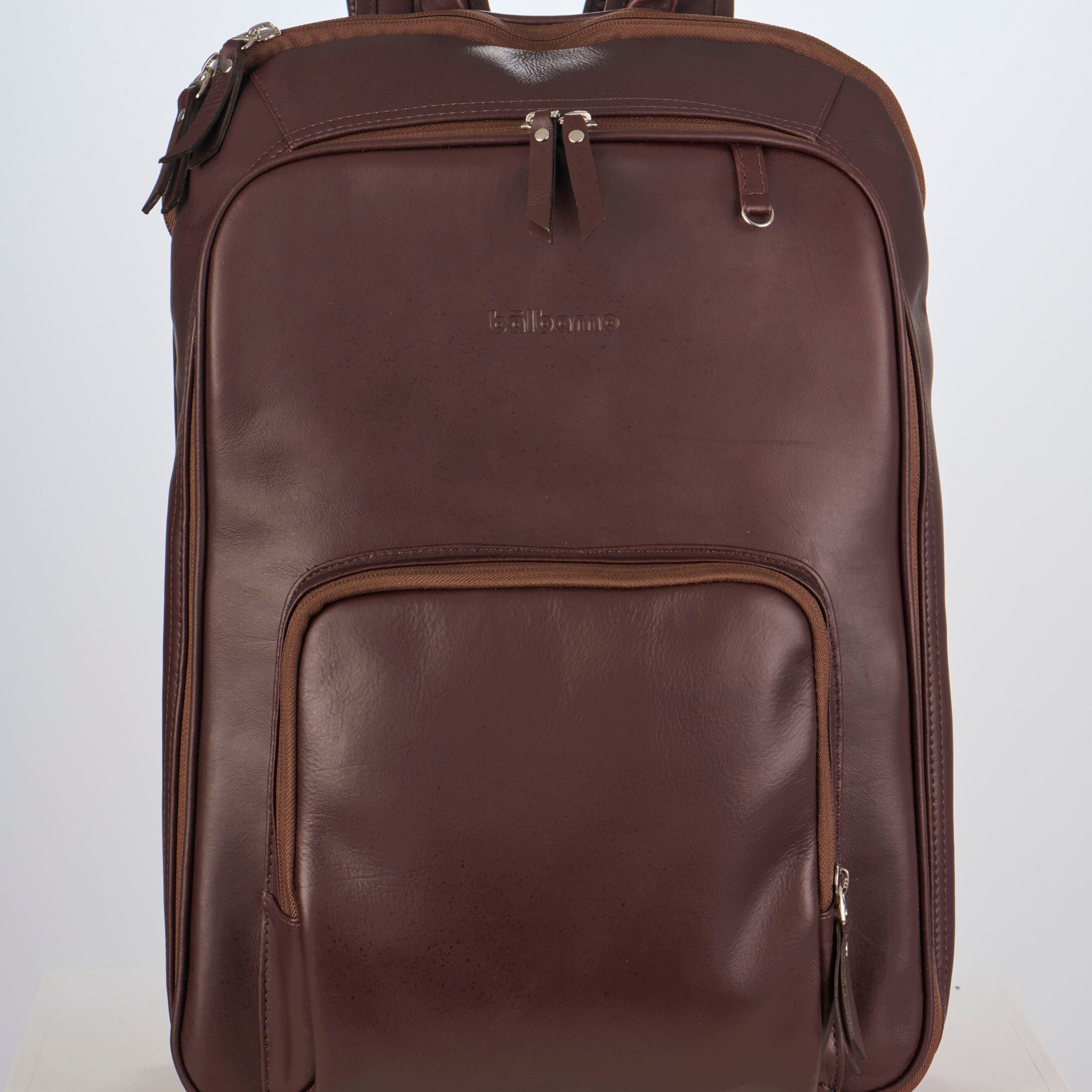 Morral "Classic Backpack" en Cuero Manchester