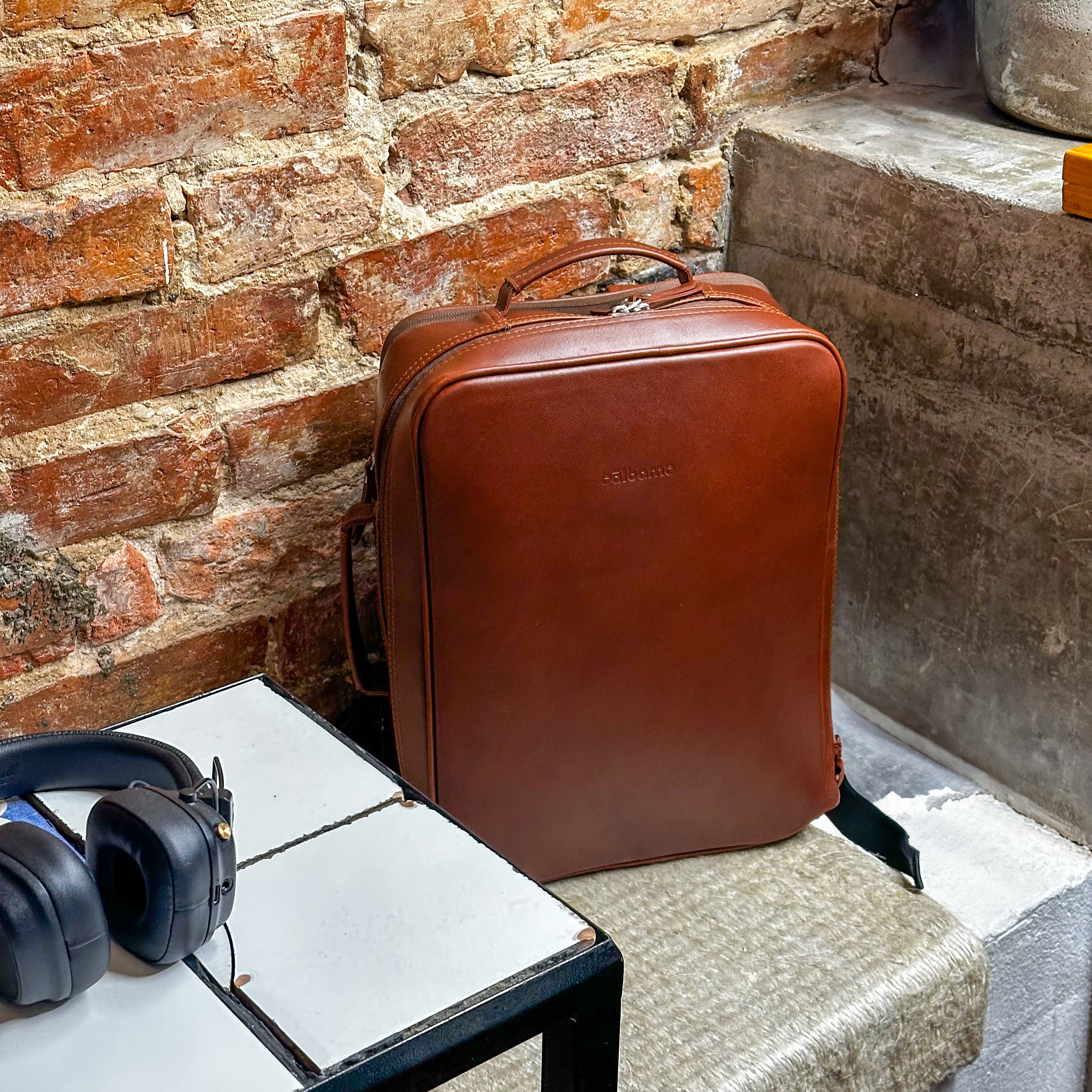 Morral "Backpack Briefcase" en cuero Manchester