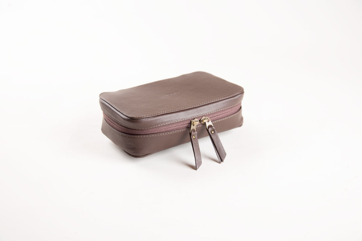 Portacables "Tech Case 1.0" en cuero