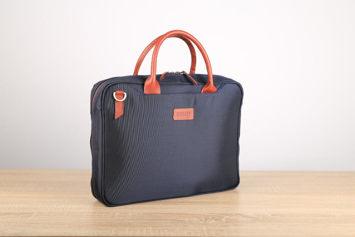 Briefcase Slim Lona