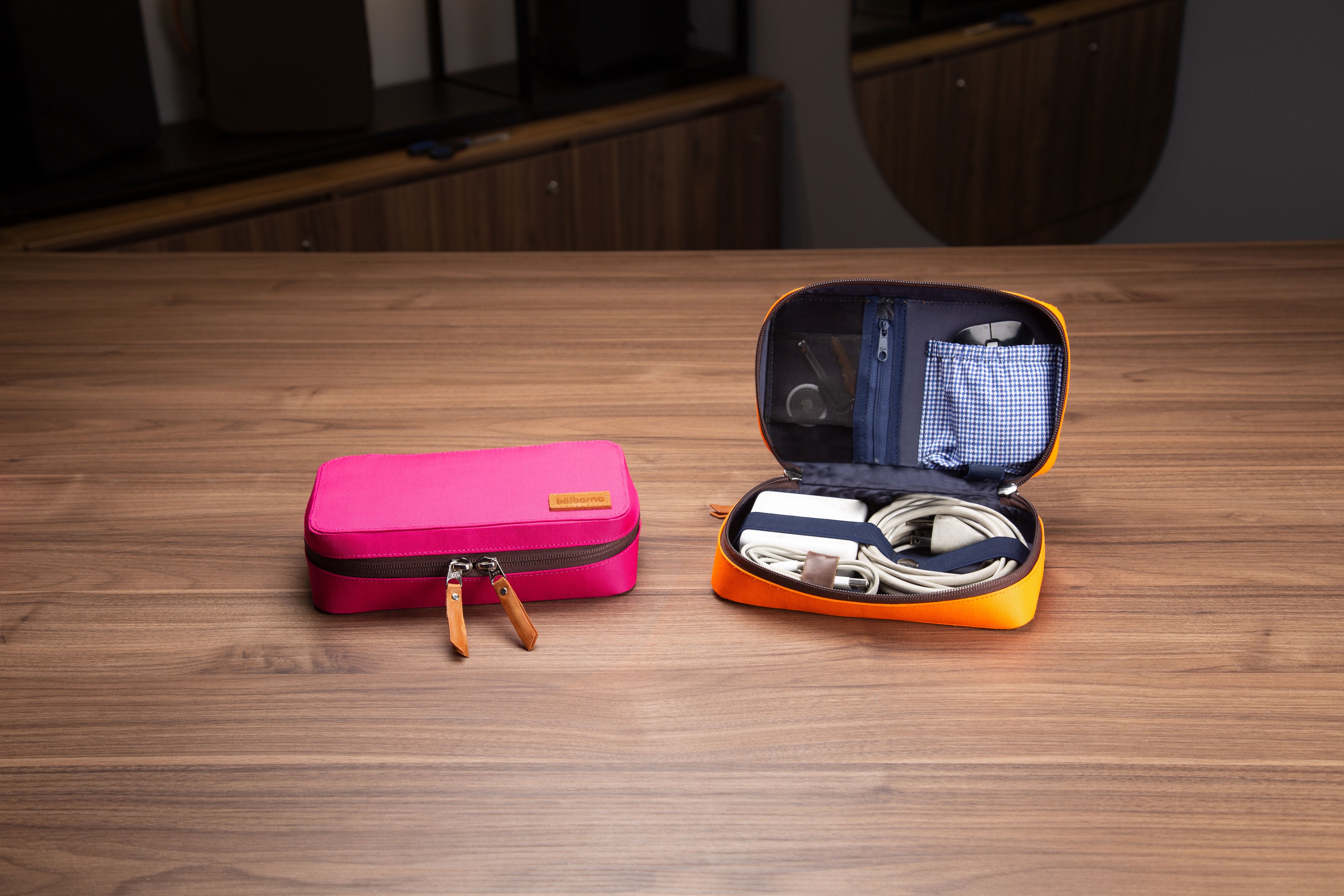 Portacables "Tech Case Spark 1.0" en lona