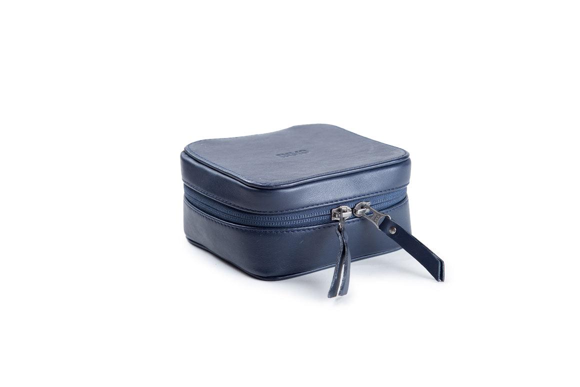 Portacables "Tech Case mini" en cuero